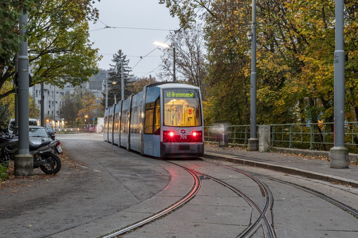 Die Linie 49 in der End und Anfangsstelle Hütteldorf