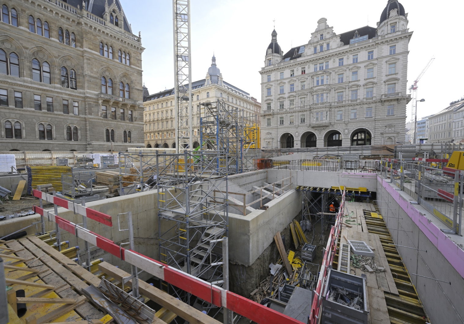 Ansicht des Rohbaus der neuen U2xU5-Station Rathaus am Friedrich-Schmidt-Platz