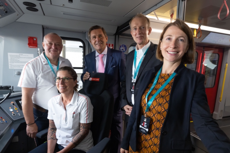 X-Wagen Start Fahrgastbetrieb