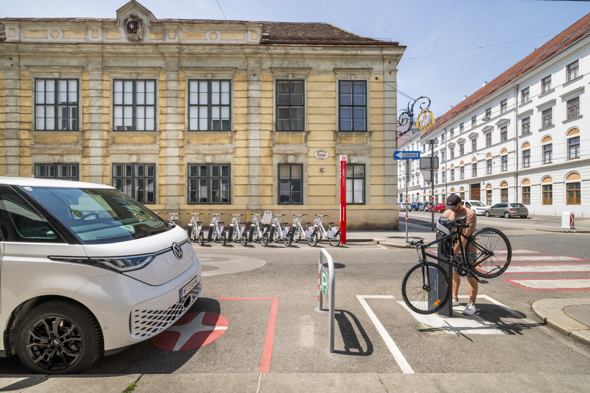 WienMobil verbindet das klassische Öffi-Angebot mit flexiblen Sharing- und in ganz Wien