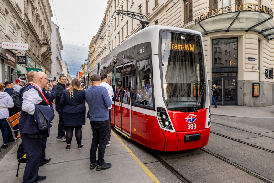 Die Teams beim letzten Training vor der TRAM-WM
